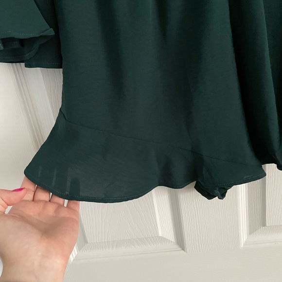 NWT She & Sky Green romper - Picture 8 of 9